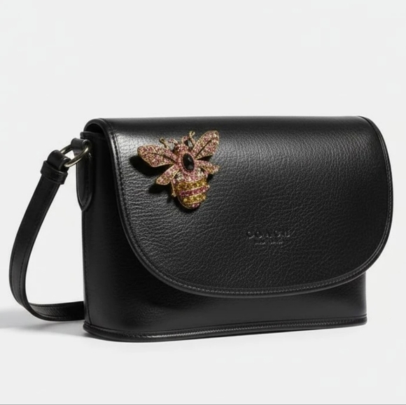 Coach Handbags - Coach Vintage Black Shoulder Bag with Silver Hardware